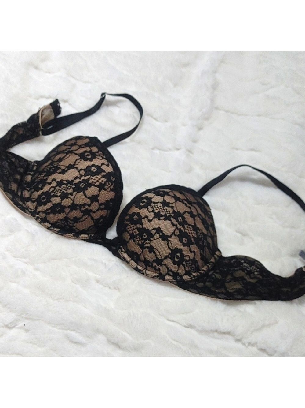 Aerie 34C Black lace over Tan/Nude Padded Underwire Bra